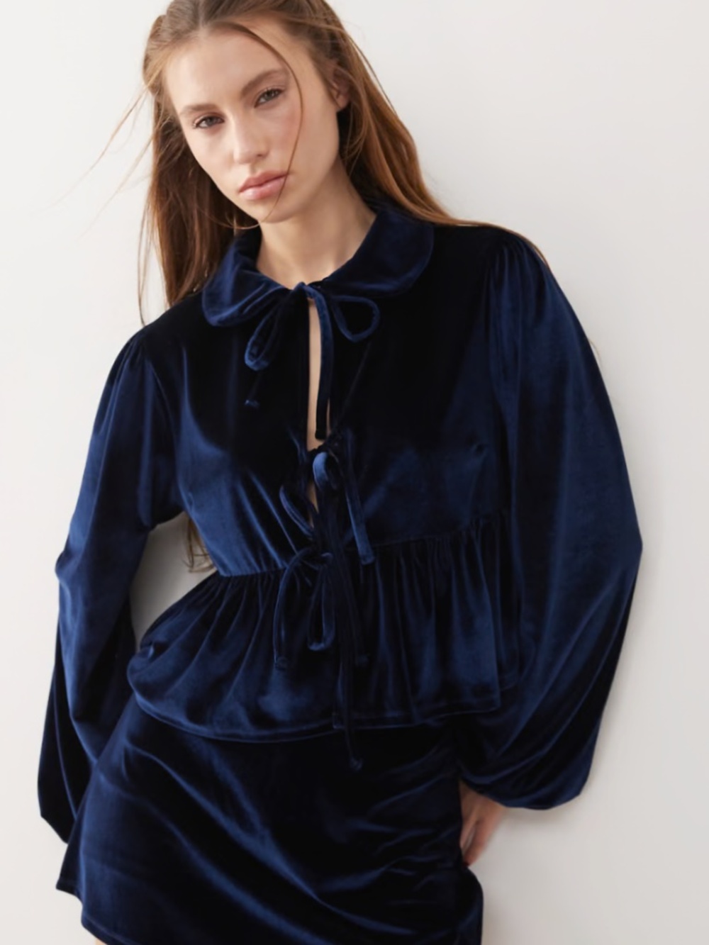 Reclaimed Vintage Deep Blue Velvet Tie Blouse Size Medium (S)